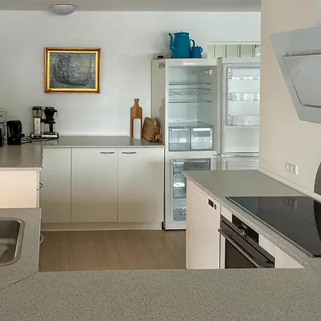 7 Bedroom Stunning In Samso Semesterbostad *