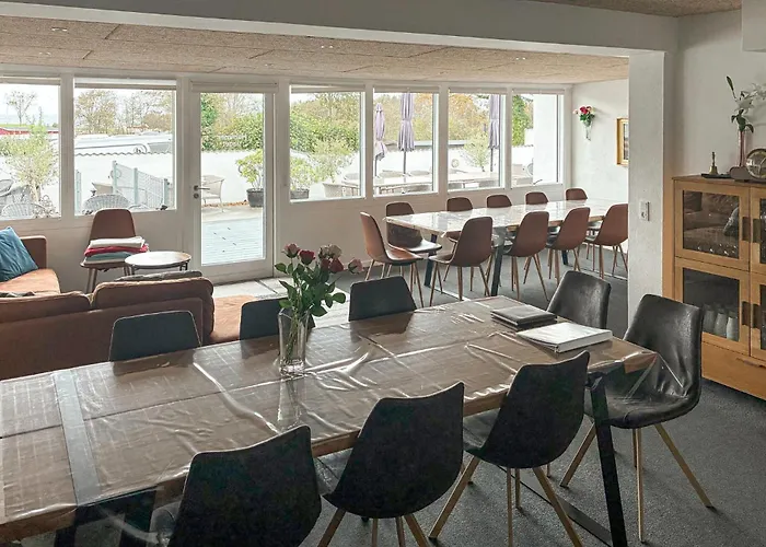 Semesterbostad 7 Bedroom Stunning In Samso *