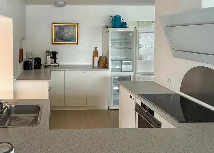 7 Bedroom Stunning In Samso Semesterbostad *